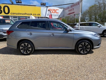 Used Mitsubishi Outlander 2016 for sale - 78256633: Photo