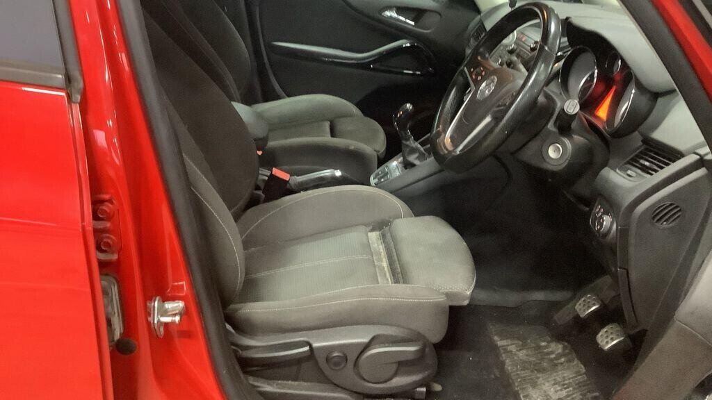 Used Vauxhall Zafira 2015 for sale - 77302175: Photo 14