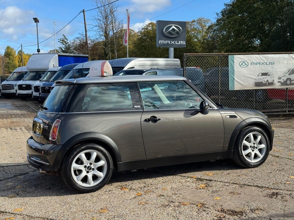 Used MINI Hatch 2006 for sale - 76367681: Photo 12