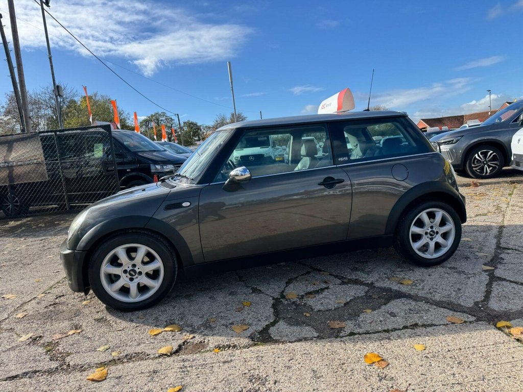 Used MINI Hatch 2006 for sale - 76367681: Photo 18
