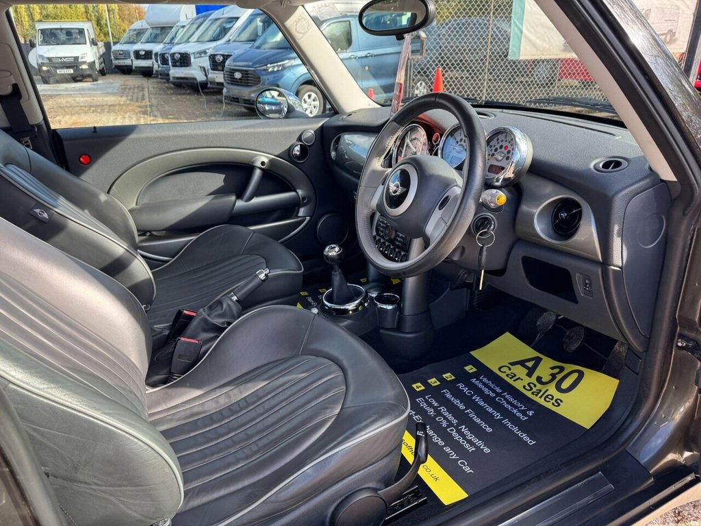 Used MINI Hatch 2006 for sale - 76367681: Photo 25