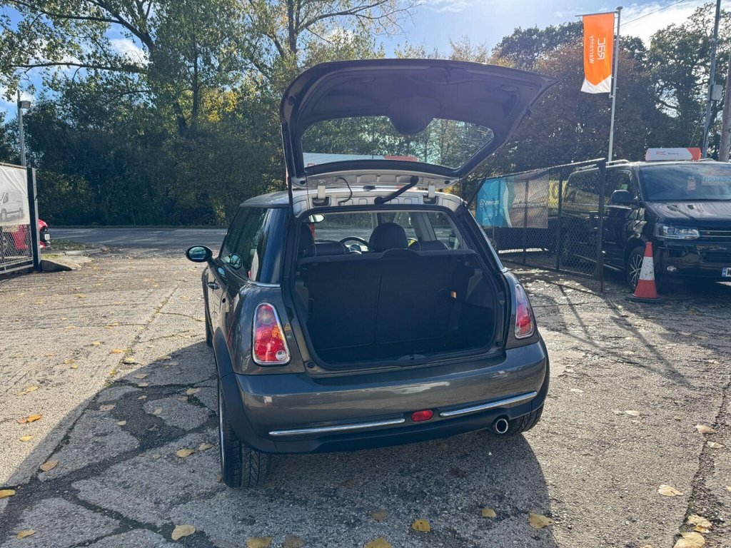 Used MINI Hatch 2006 for sale - 76367681: Photo 32