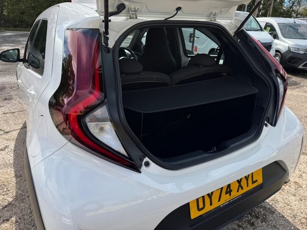 Used Toyota Aygo X 2024 for sale - 76285295: Photo 28