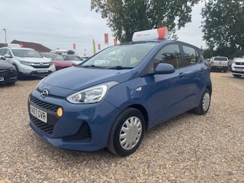 Used Hyundai i10 2017 for sale - 76285341: Photo 3