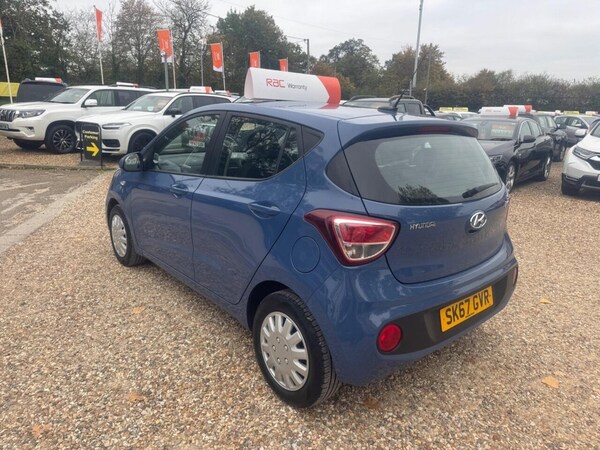 Used Hyundai i10 2017 for sale - 76285341: Photo 8