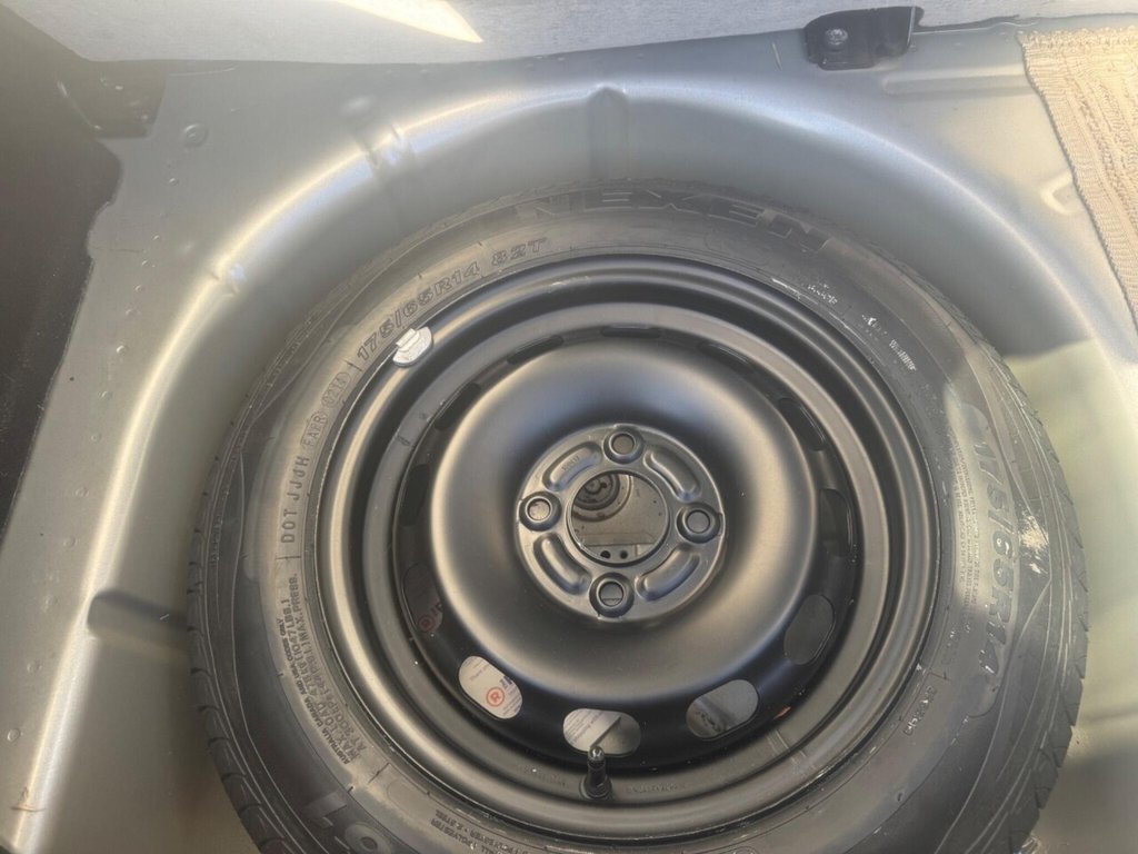 Used Ford Fiesta 2011 for sale - 76604922: Photo 32