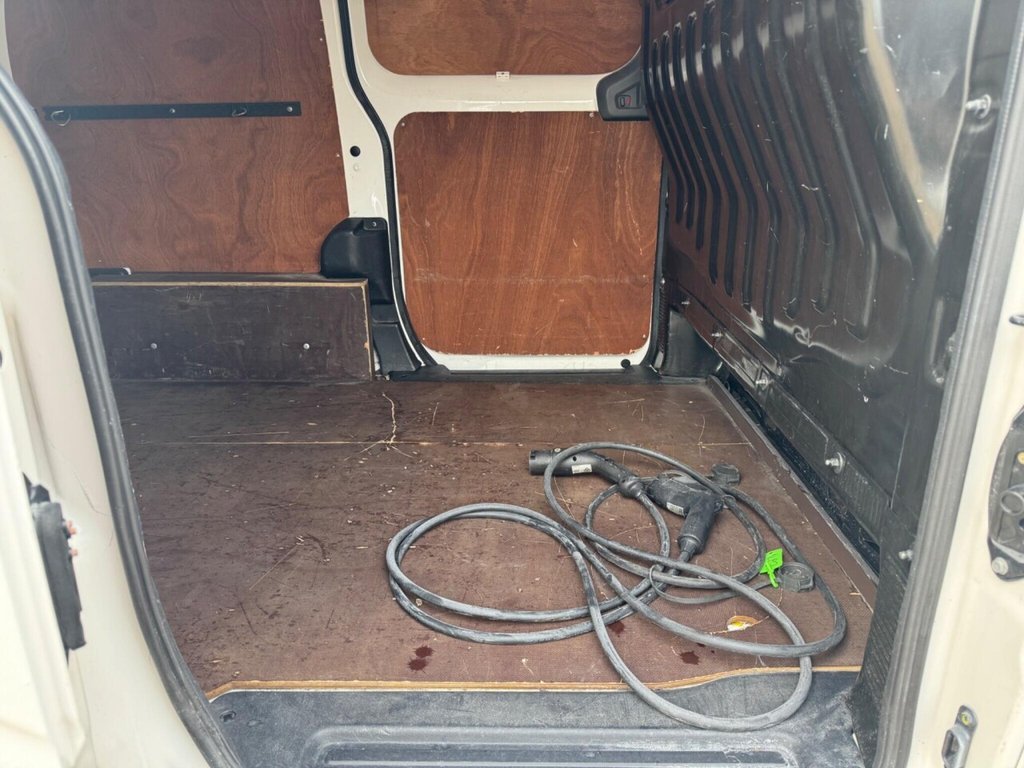 Used Nissan e-NV200 2014 for sale - 77369928: Photo 24