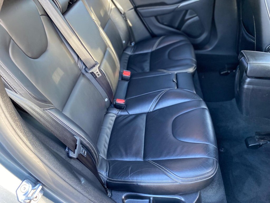 Used Volvo V40 2016 for sale - 76670571: Photo 14