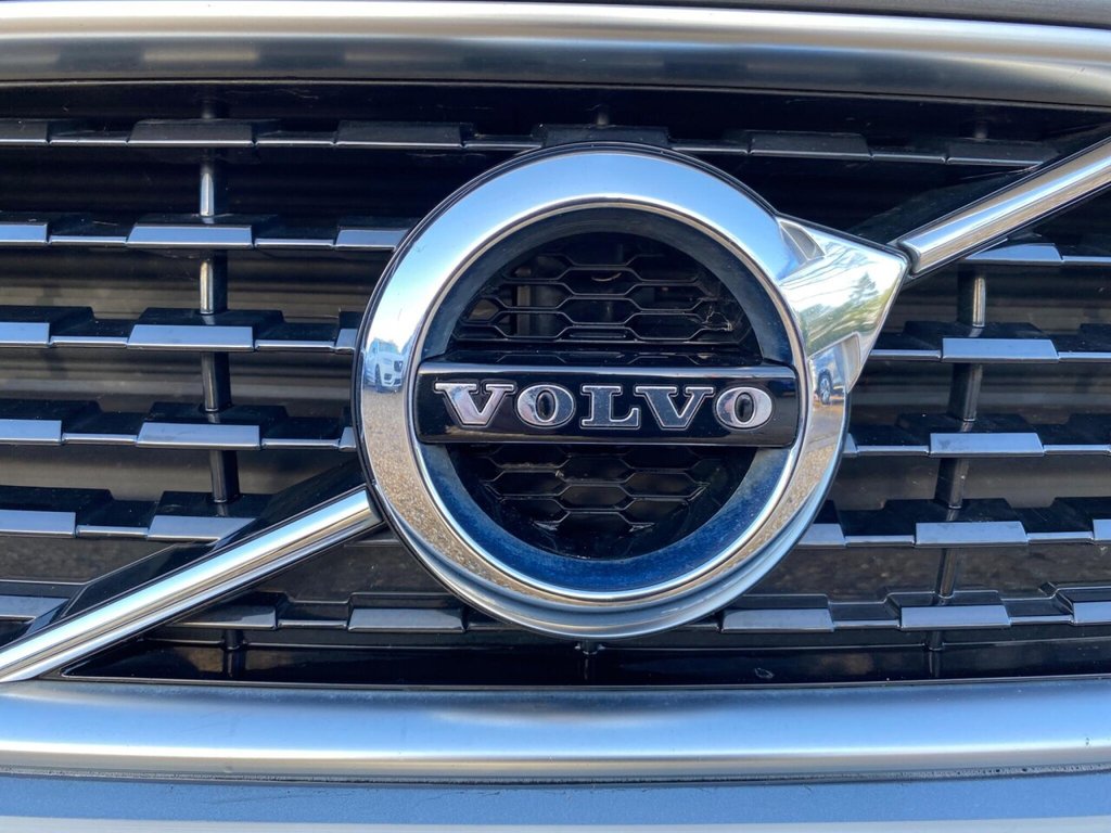 Used Volvo V40 2016 for sale - 76670571: Photo 38