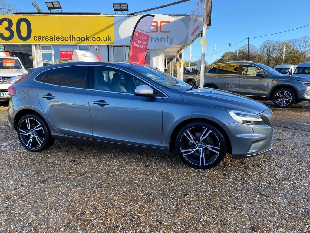 Used Volvo V40 2016 for sale - 76670571: Photo 5