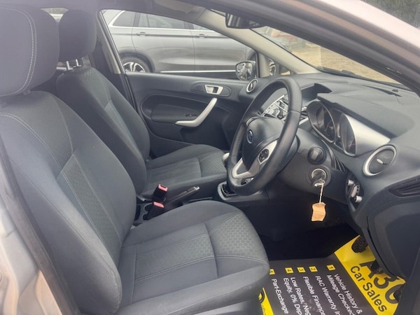 Used Ford Fiesta 2012 for sale - 76267321: Photo 24