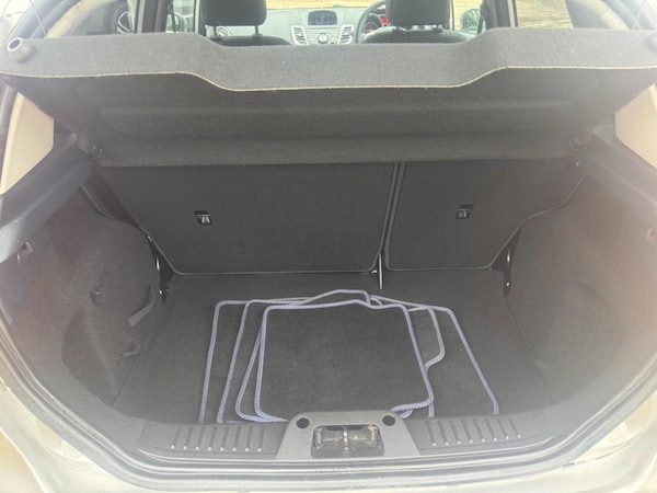 Used Ford Fiesta 2012 for sale - 76267321: Photo 37