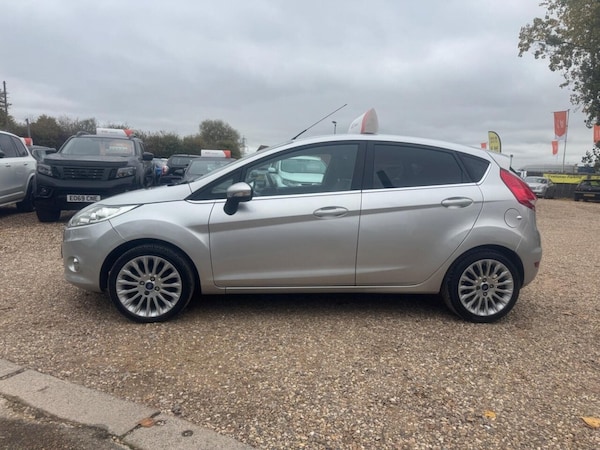 Used Ford Fiesta 2012 for sale - 76267321: Photo 9
