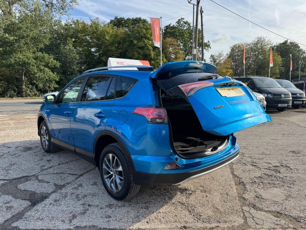 Vehicle 33