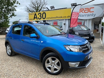 Used Dacia Sandero Stepway 2014 for sale - 78964341: Photo