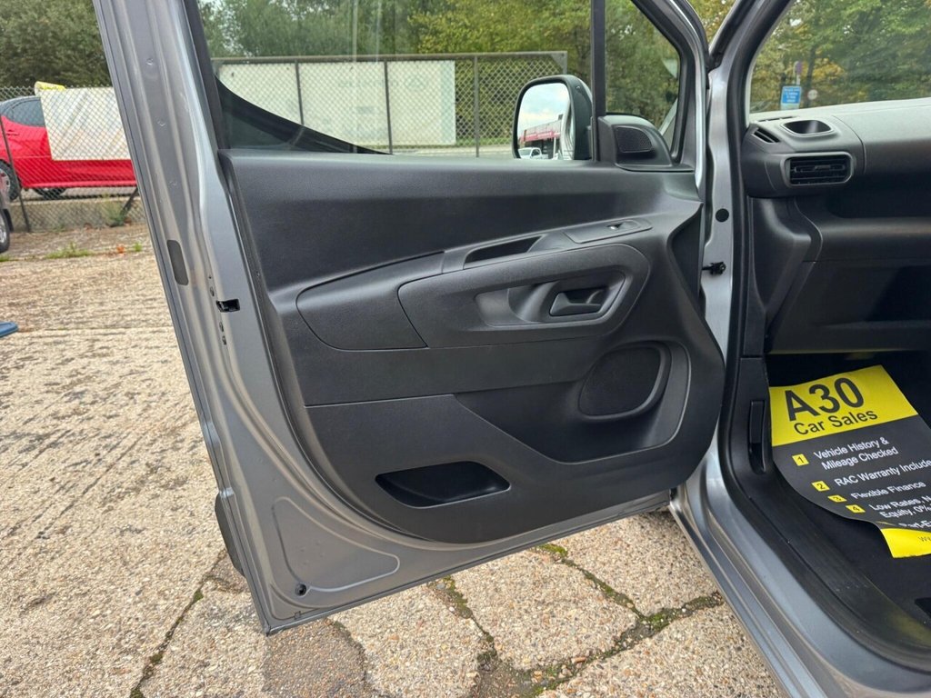 Used Vauxhall Combo 2022 for sale - 76291640: Photo 43