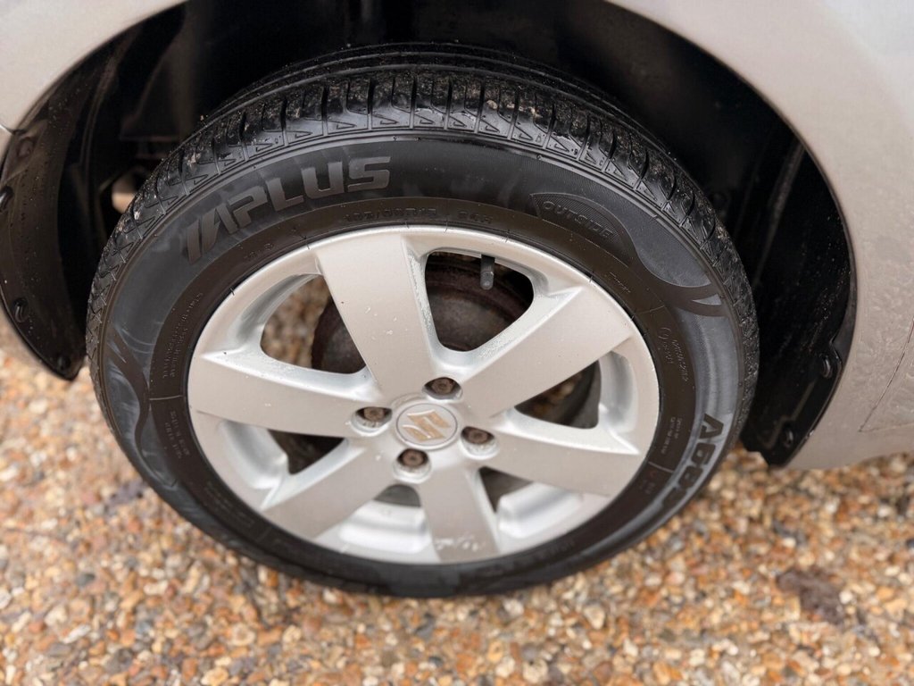 Used Suzuki Swift 2009 for sale - 76724580: Photo 27