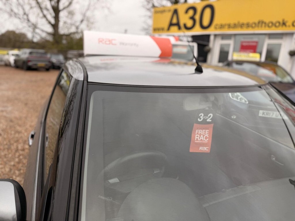 Used Suzuki Swift 2009 for sale - 76724580: Photo 28