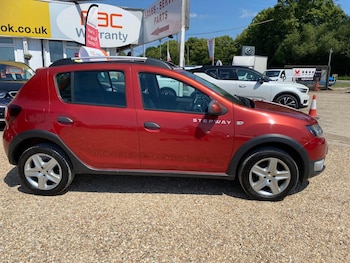 Used Dacia Sandero Stepway 2013 for sale - 78955307: Photo