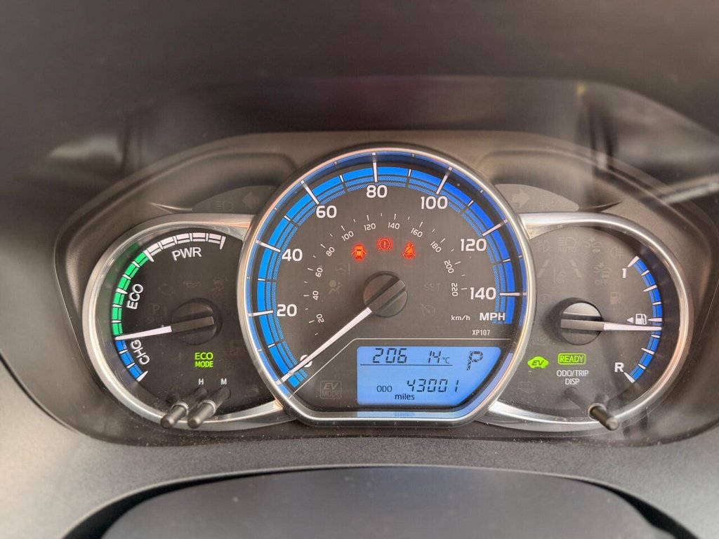 Used Toyota Yaris 2016 for sale - 76559360: Photo 46