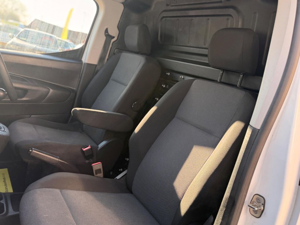 Used Vauxhall Combo 2021 for sale - 77936808: Photo 32