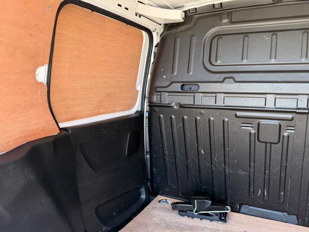 Used Vauxhall Combo 2021 for sale - 77936808: Photo 37