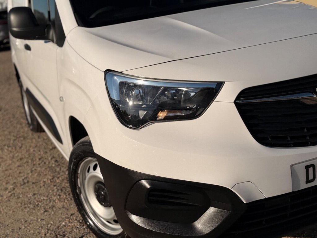 Used Vauxhall Combo 2021 for sale - 77936808: Photo 42