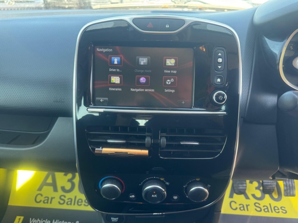 Used Renault Clio 2015 for sale - 76303717: Photo 27