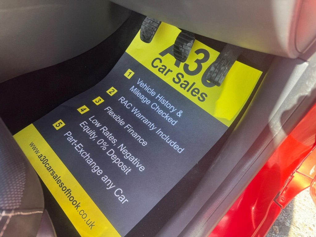 Used Renault Clio 2015 for sale - 76303717: Photo 29