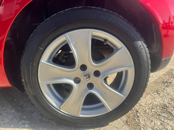 Used Renault Clio 2015 for sale - 76303717: Photo 42