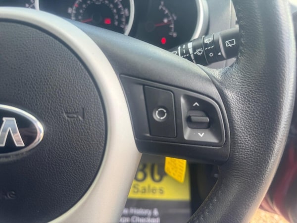 Used Kia Venga 2013 for sale - 76279621: Photo 29