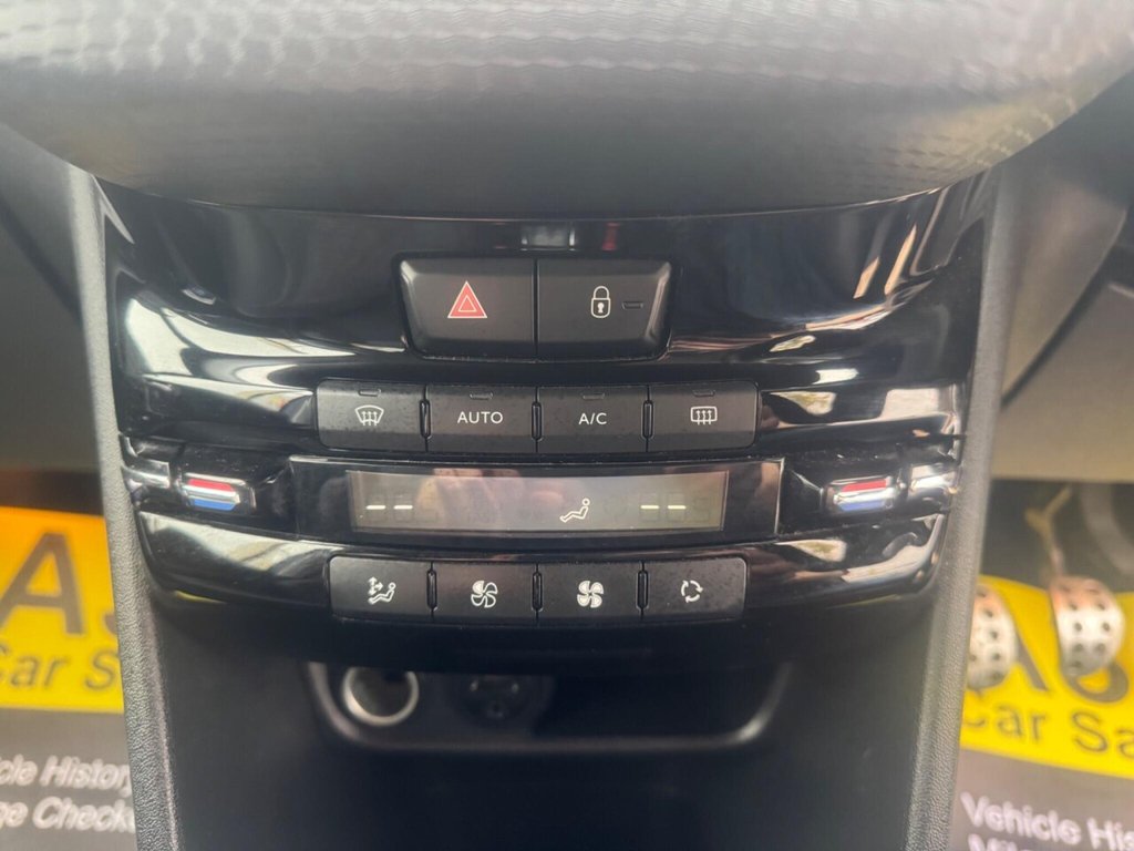 Used Peugeot 208 2017 for sale - 76279951: Photo 32