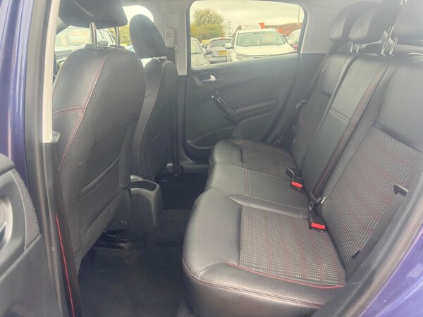 Used Peugeot 208 2017 for sale - 76279951: Photo 40