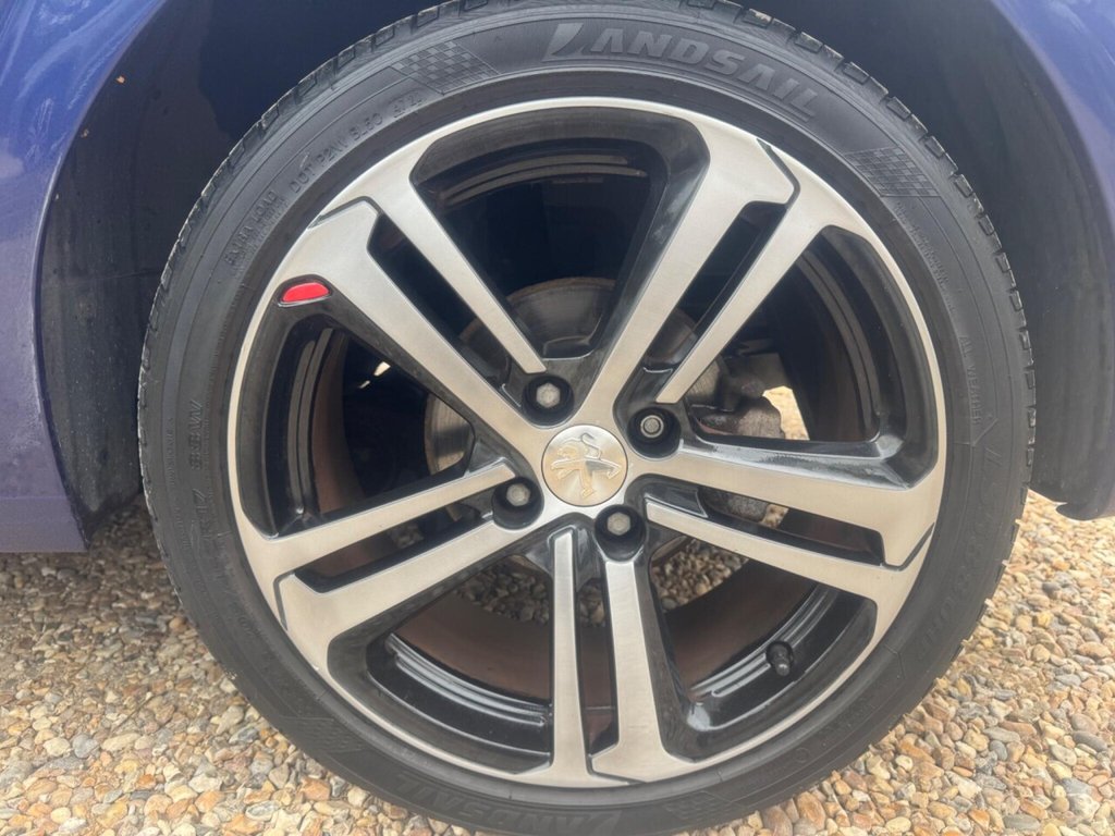 Used Peugeot 208 2017 for sale - 76279951: Photo 44