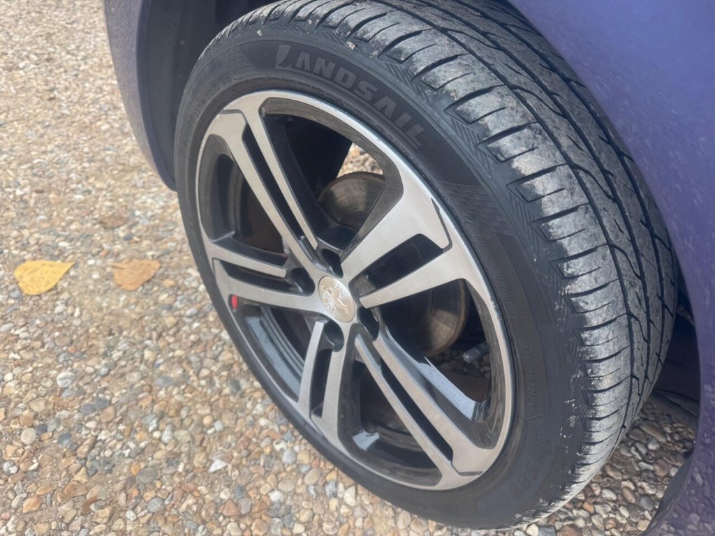 Used Peugeot 208 2017 for sale - 76279951: Photo 8