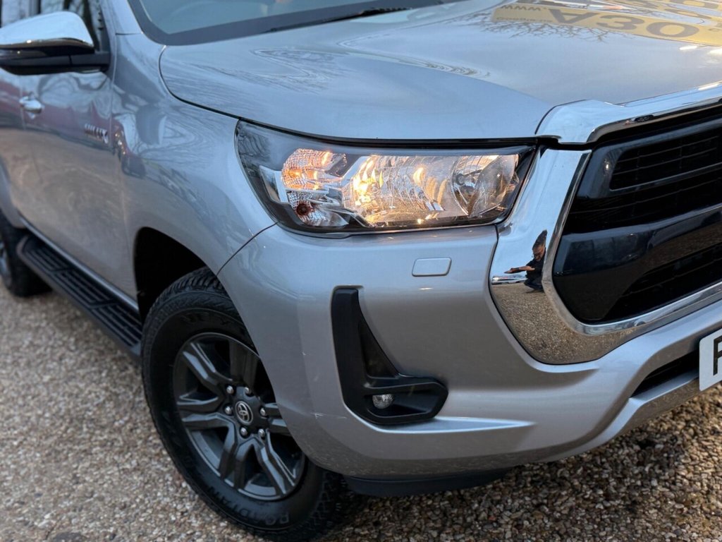 Used Toyota Hilux 2022 for sale - 77369691: Photo 11