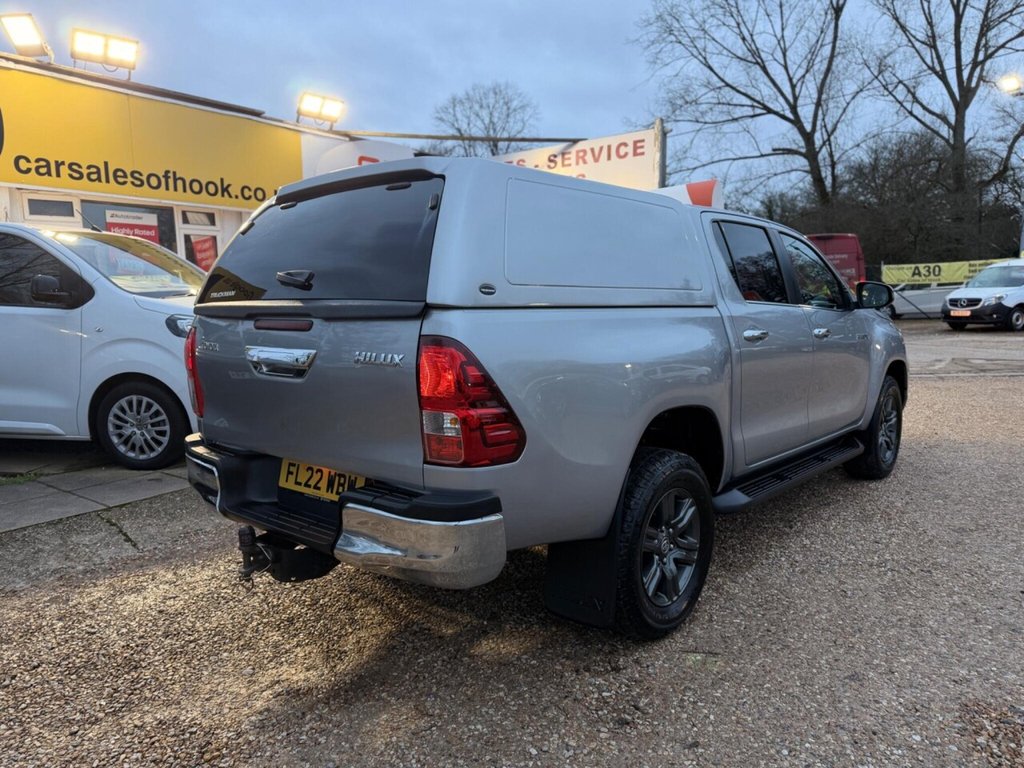 Used Toyota Hilux 2022 for sale - 77369691: Photo 12