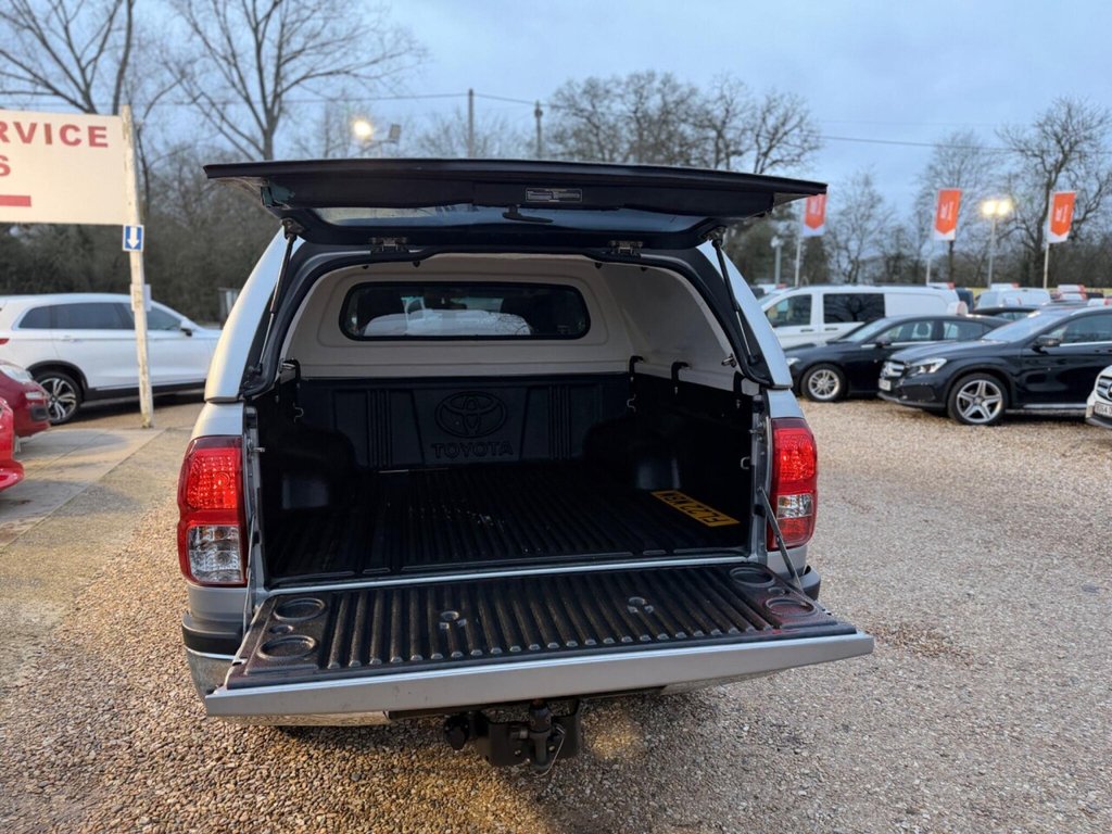 Used Toyota Hilux 2022 for sale - 77369691: Photo 24