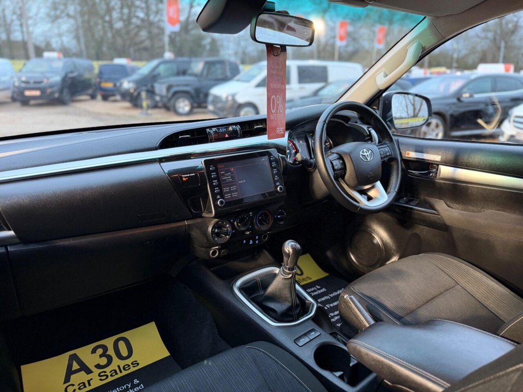 Used Toyota Hilux 2022 for sale - 77369691: Photo 34
