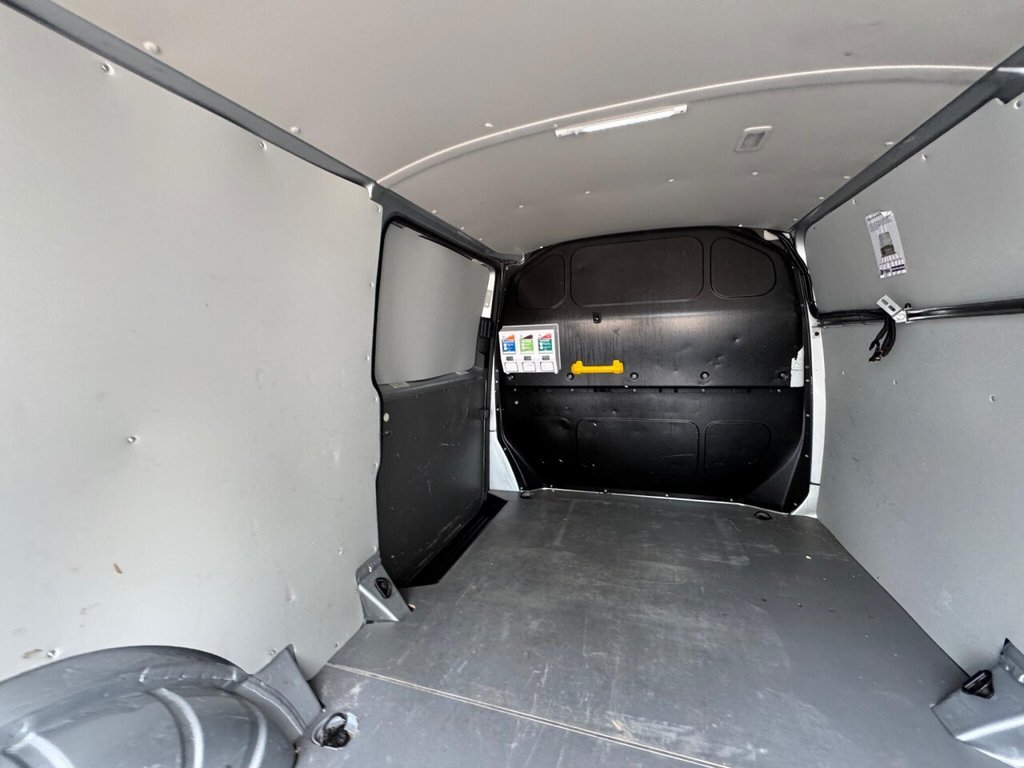 Used Volkswagen Transporter 2021 for sale - 76285346: Photo 35