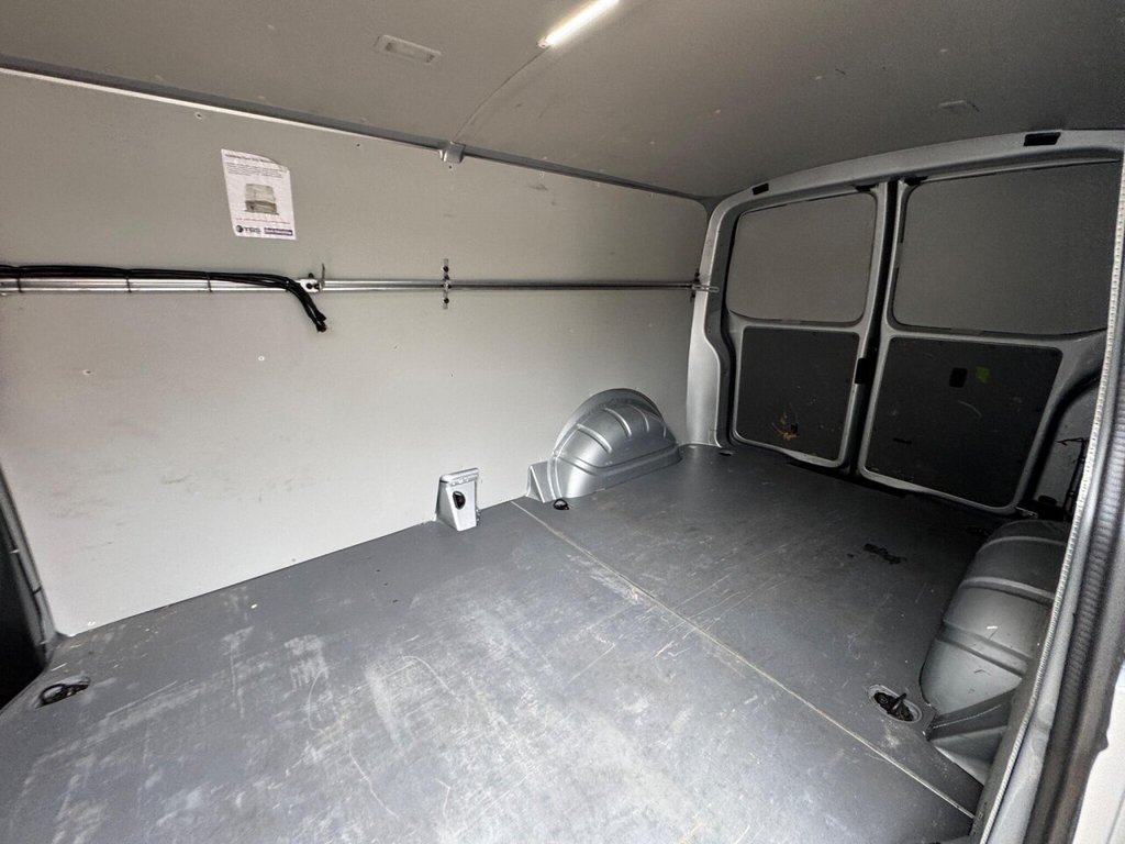 Used Volkswagen Transporter 2021 for sale - 76285346: Photo 45