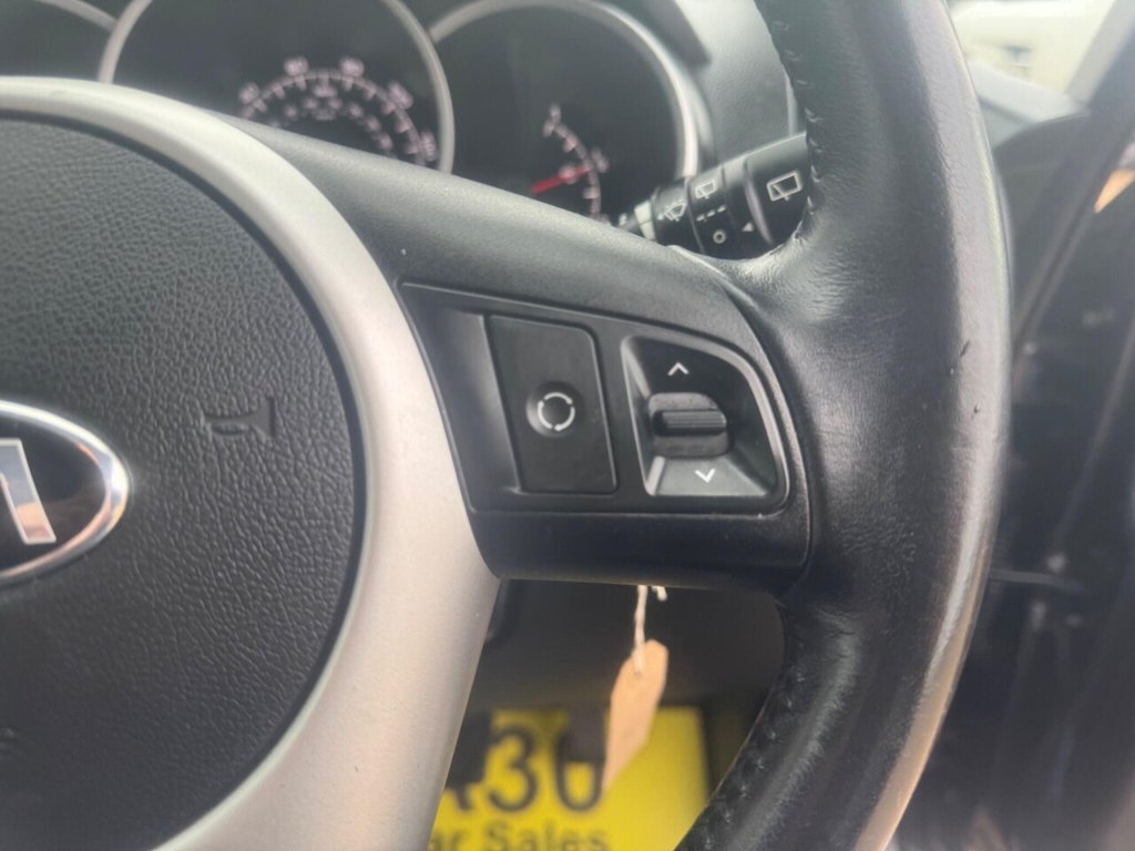 Used Kia Venga 2014 for sale - 76632123: Photo 27