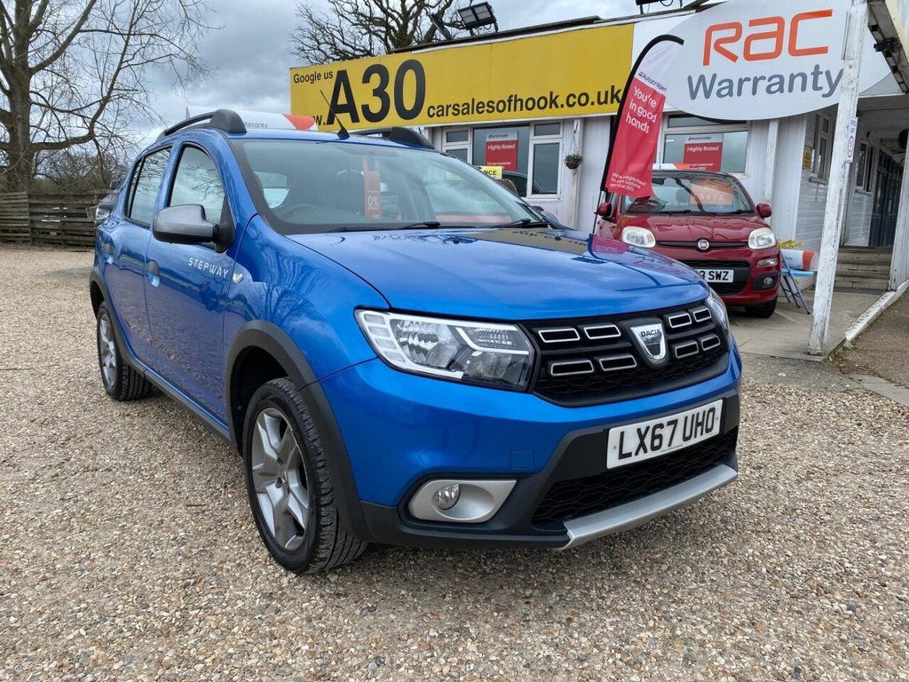 Used Dacia Sandero Stepway 2017 for sale - 78061865: Photo 2