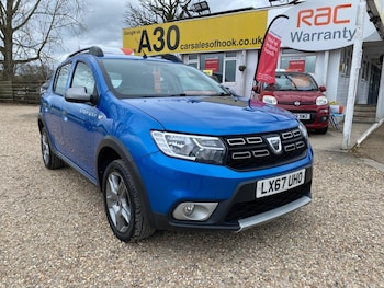 Used Dacia Sandero Stepway 2017 for sale - 78061865: Photo