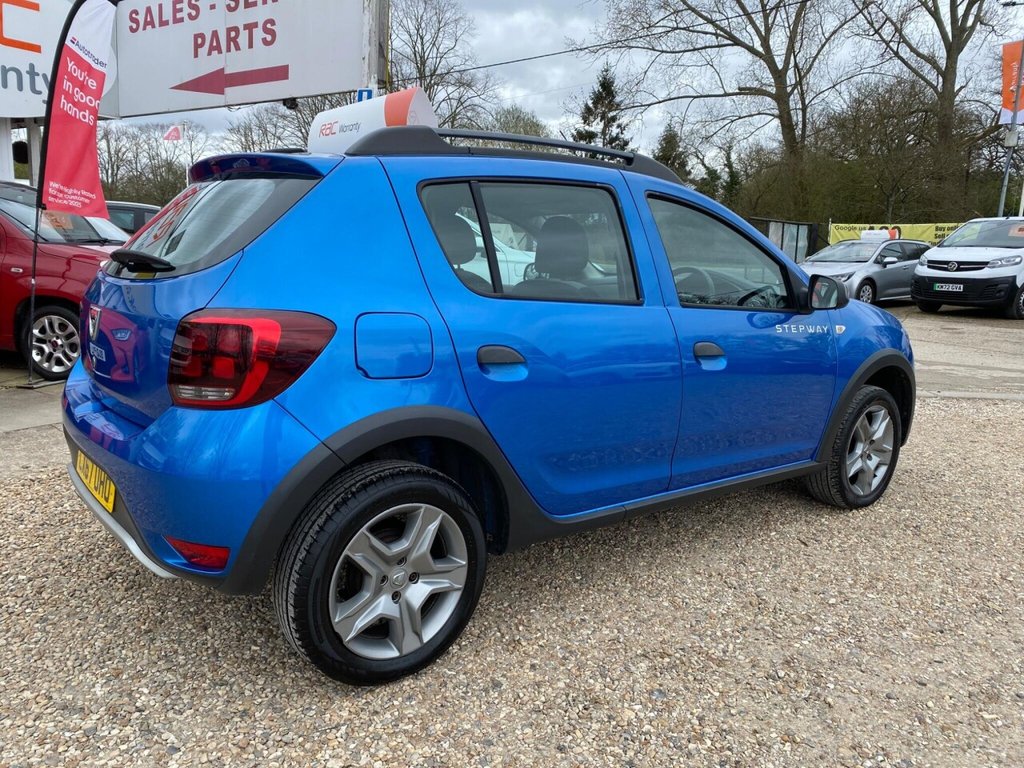 Used Dacia Sandero Stepway 2017 for sale - 78061865: Photo 4