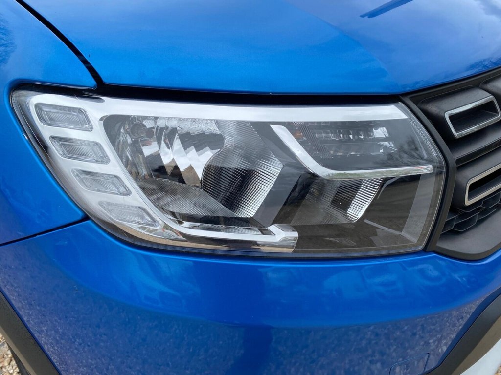 Used Dacia Sandero Stepway 2017 for sale - 78061865: Photo 40