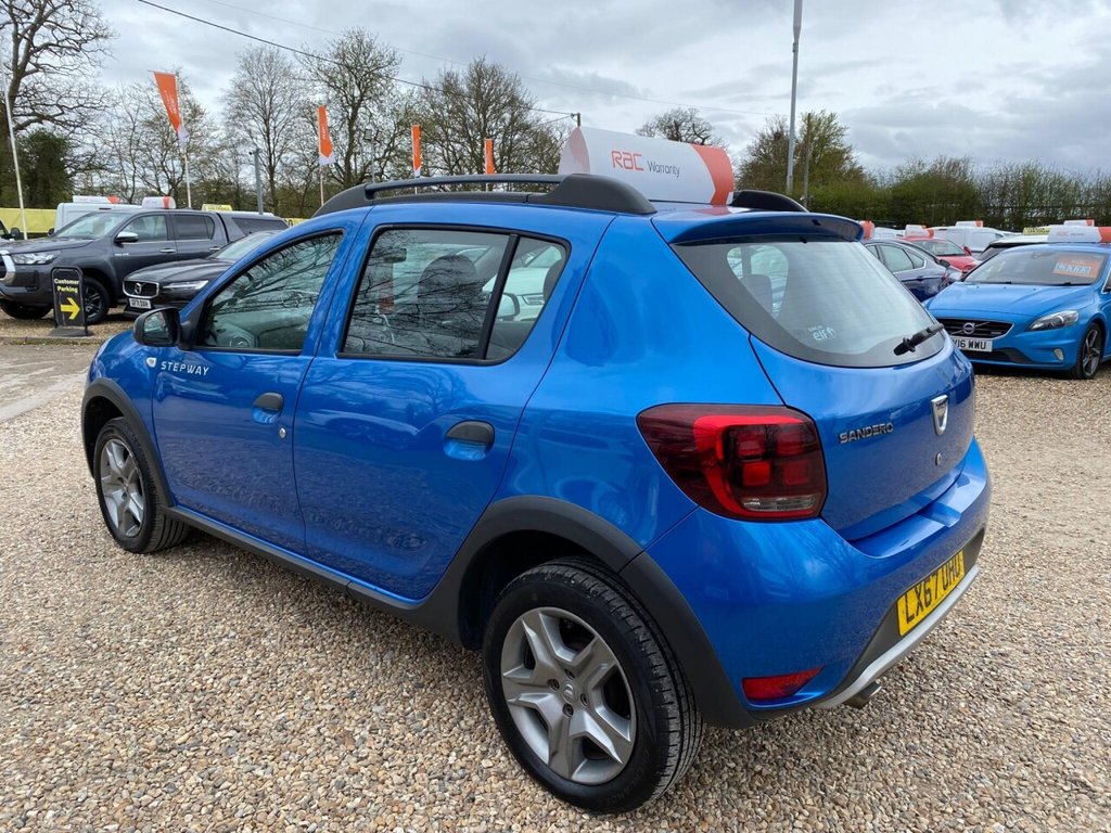 Used Dacia Sandero Stepway 2017 for sale - 78061865: Photo 9