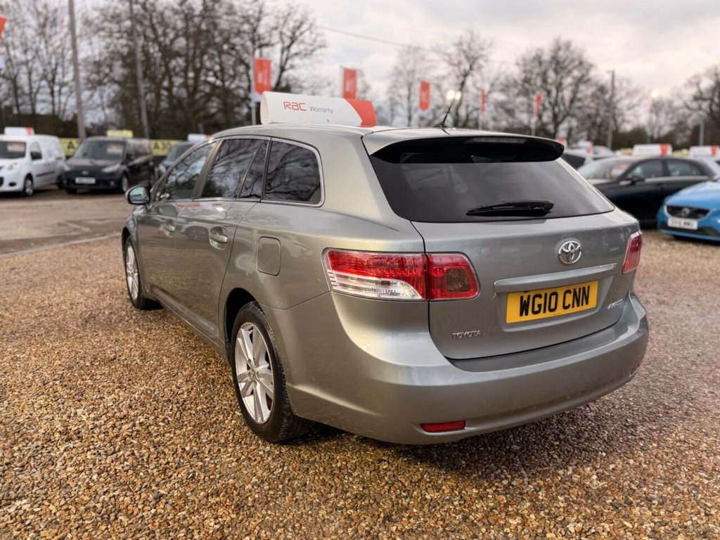Used Toyota Avensis 2010 for sale - 77551707: Photo 4