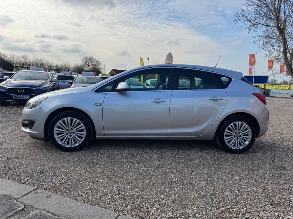 Used Vauxhall Astra 2015 for sale - 77734810: Photo 18