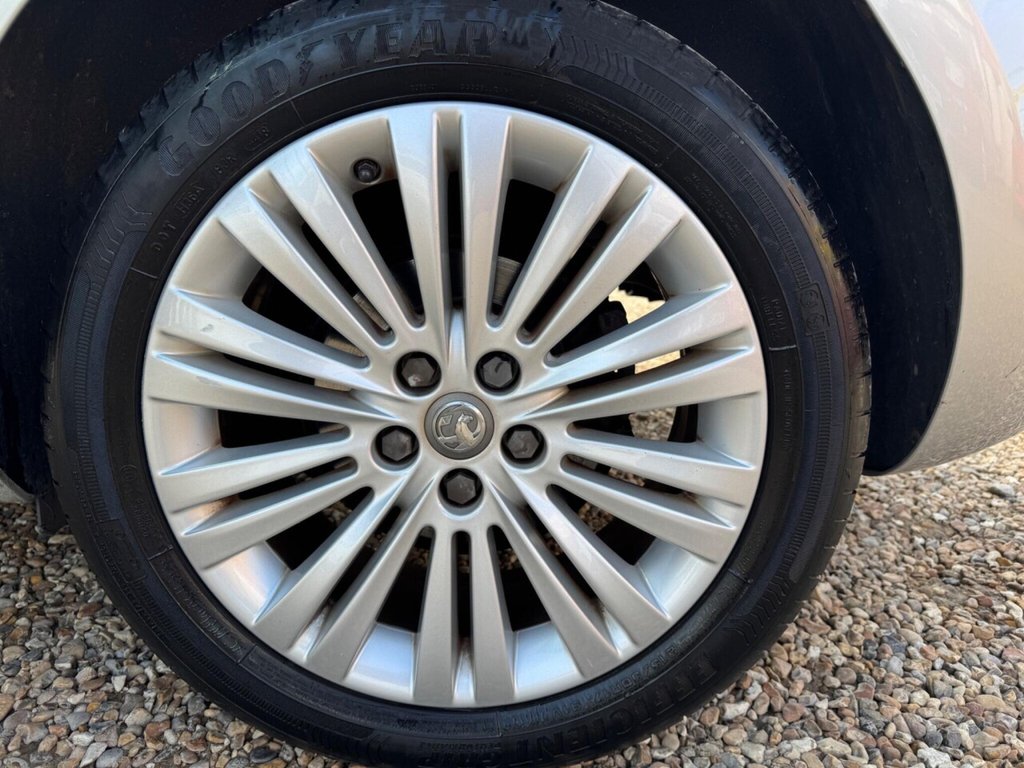 Used Vauxhall Astra 2015 for sale - 77734810: Photo 43